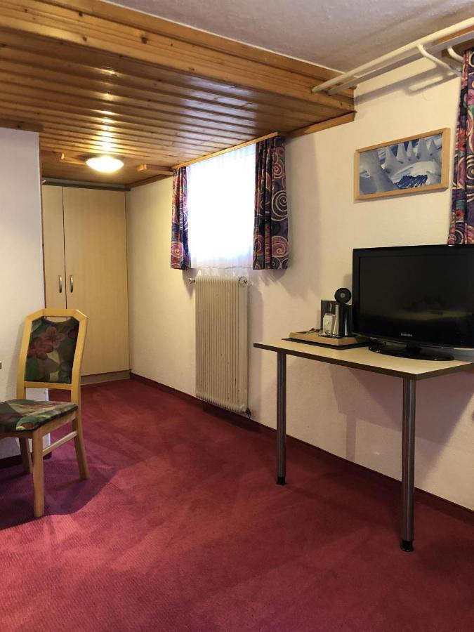אישגל Hotel Idhof מראה חיצוני תמונה
