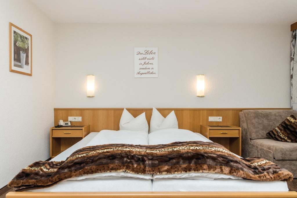 אישגל Hotel Idhof מראה חיצוני תמונה