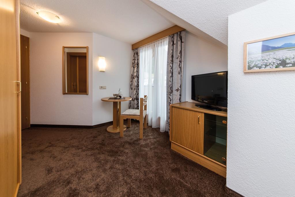 אישגל Hotel Idhof מראה חיצוני תמונה