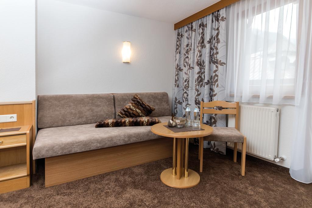 אישגל Hotel Idhof מראה חיצוני תמונה