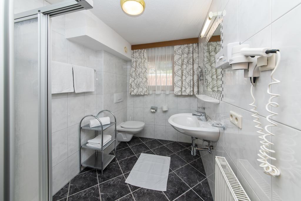אישגל Hotel Idhof מראה חיצוני תמונה